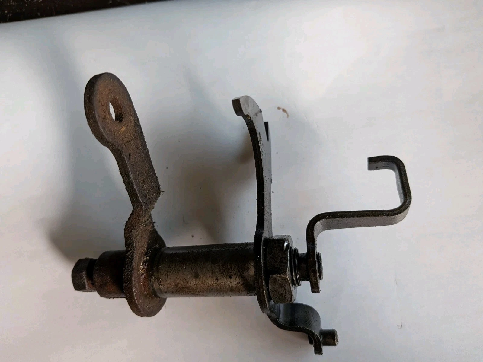 1964 1/2 1965 1966 1967 1968 1969 Mustang Automatic C4 Floor Shifter Lever Selector Shaft Assembly with Parking Pawl and Kickdown