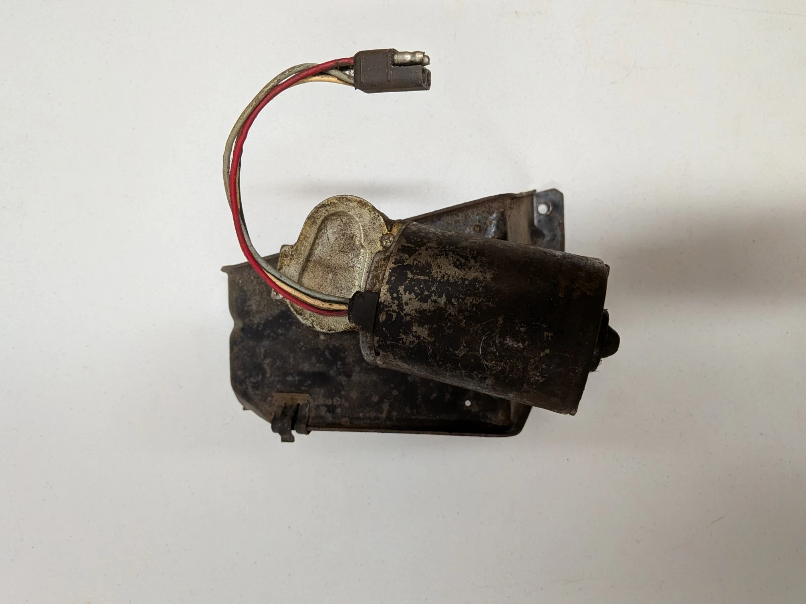 1967 1968 Mustang 2 speed Wiper Motor with Bracket Ford Part Tested Works Great!