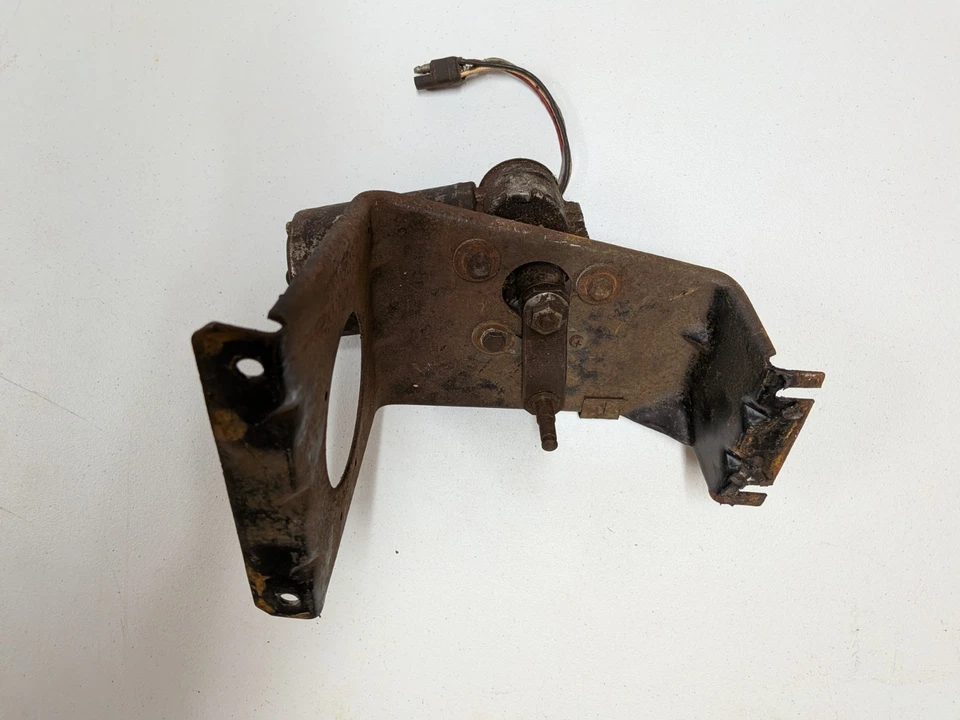 1967 1968 Mustang 2 speed Wiper Motor with Bracket Ford Part Tested Works Great!