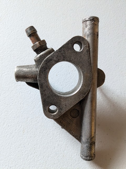 6 cyl Carburetor Spacer C3DE-9A589-E