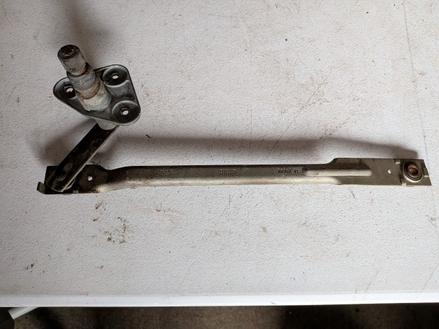 1964 1/2 1965 Mustang Windshield Wiper Transmission Arm Passenger RH Ford Part